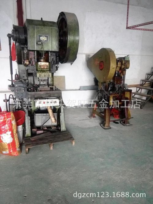 東莞橋頭迪賀五金制品廠 專業(yè)承接各行各業(yè)五金配件沖壓定制